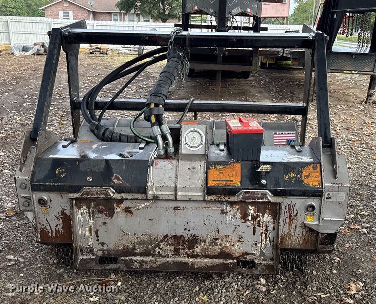 image for item DY8202 FAE UML/SSL-150VT skid steer mulcher