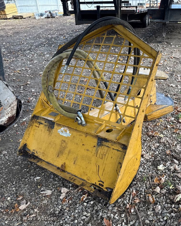 image for item DY8203 Dougherty Forestry Manufacturing TQR skid steer tree saw