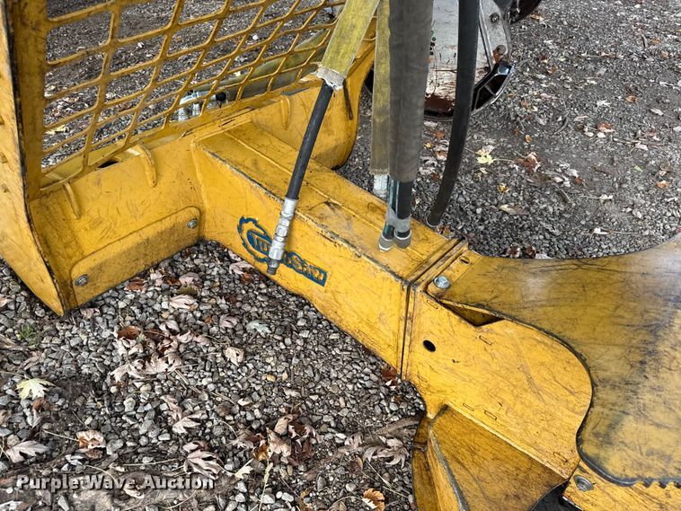 image for item DY8203 Dougherty Forestry Manufacturing TQR skid steer tree saw