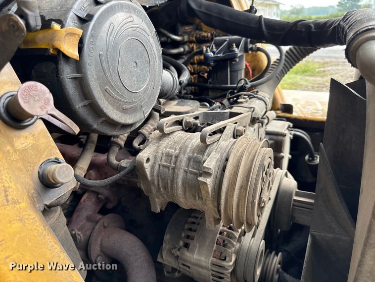 image for item DY8204 2005 ASV RC-100 tracked skid steer loader