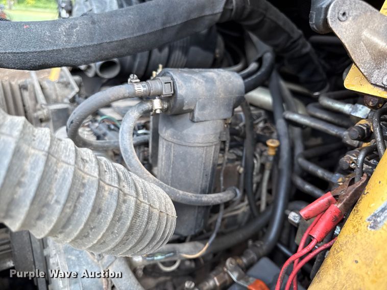 image for item DY8204 2005 ASV RC-100 tracked skid steer loader