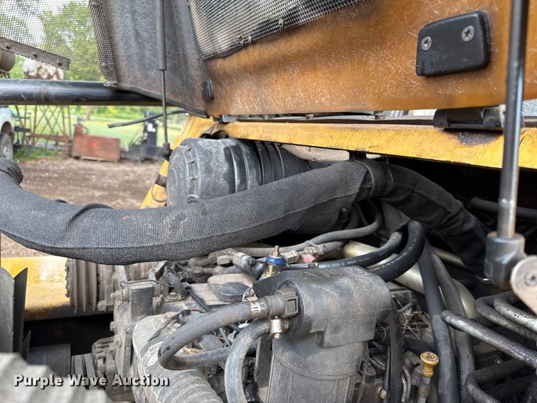 image for item DY8204 2005 ASV RC-100 tracked skid steer loader