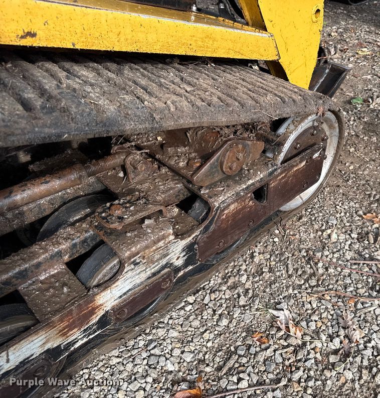 image for item DY8204 2005 ASV RC-100 tracked skid steer loader