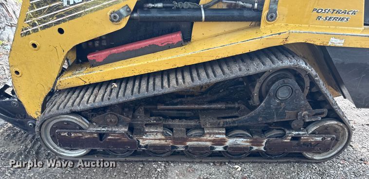 image for item DY8204 2005 ASV RC-100 tracked skid steer loader