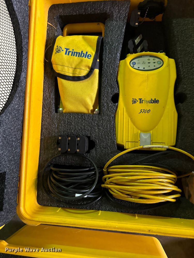 image for item DY8228 Surveying equipment