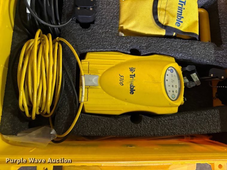 image for item DY8228 Surveying equipment