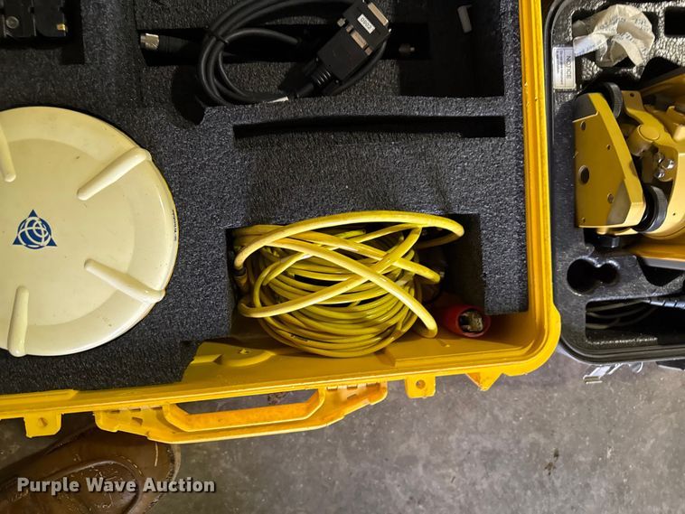 image for item DY8228 Surveying equipment