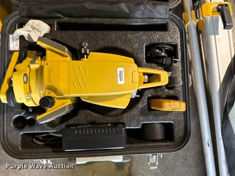 image for item DY8228 Surveying equipment