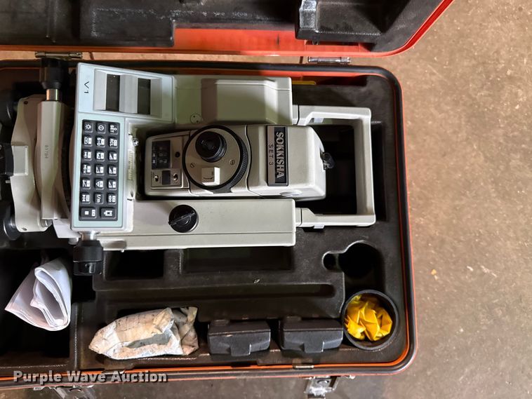 image for item DY8228 Surveying equipment