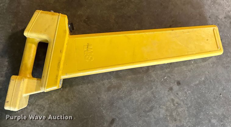 image for item DY8228 Surveying equipment