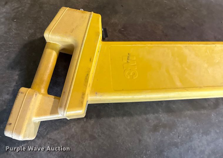 image for item DY8228 Surveying equipment