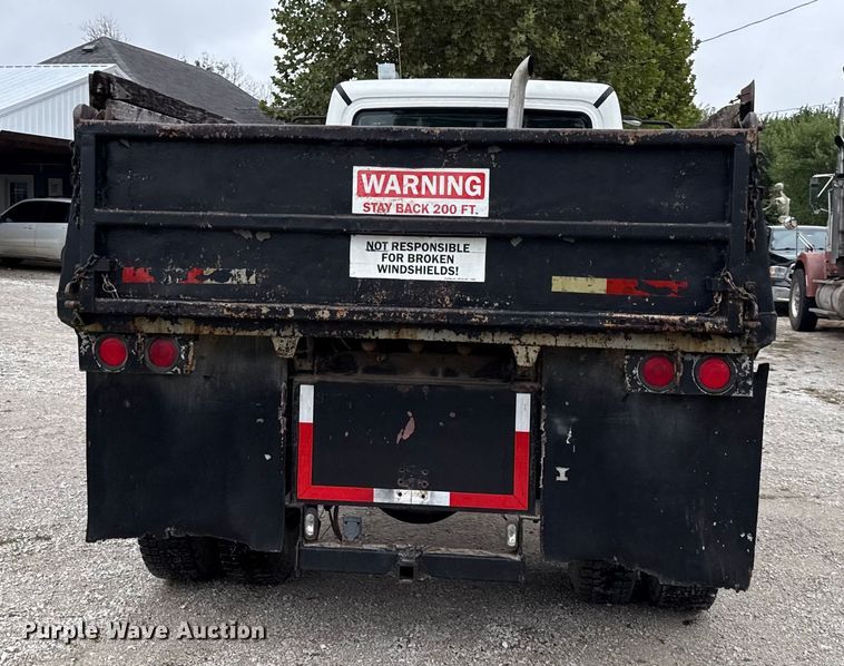 image for item DY8230 2004 Freightliner M2 dump truck