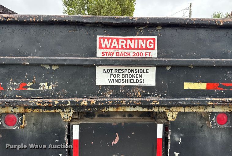 image for item DY8230 2004 Freightliner M2 dump truck