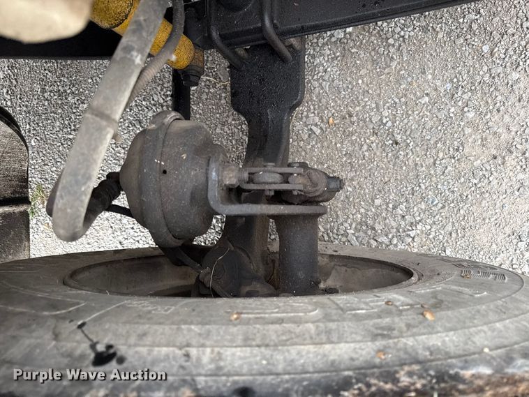 image for item DY8230 2004 Freightliner M2 dump truck