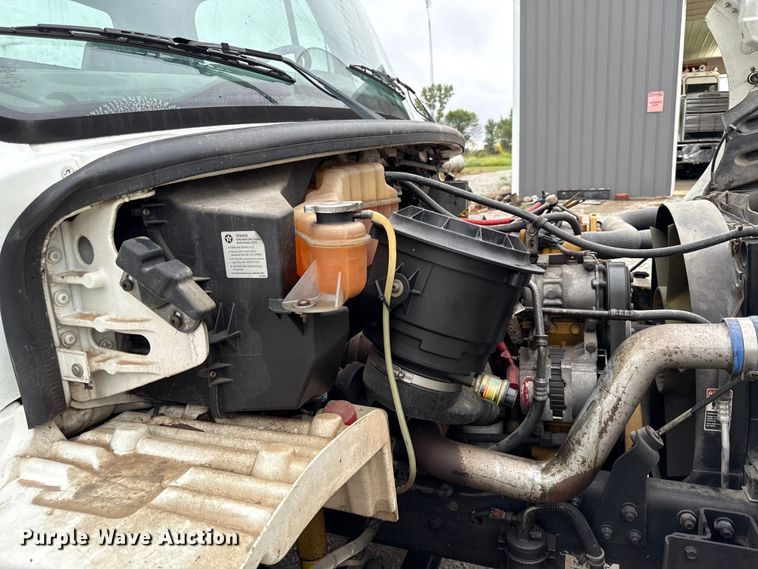 image for item DY8230 2004 Freightliner M2 dump truck