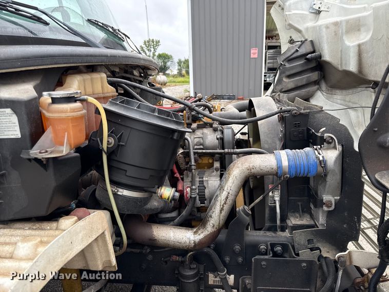 image for item DY8230 2004 Freightliner M2 dump truck