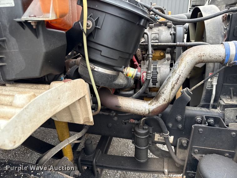 image for item DY8230 2004 Freightliner M2 dump truck