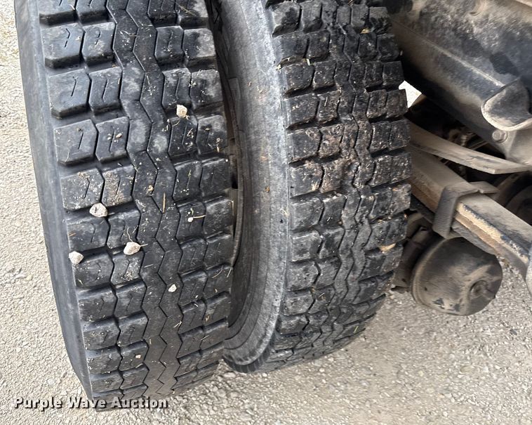 image for item DY8230 2004 Freightliner M2 dump truck