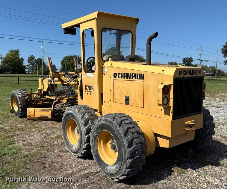 image for item DY8235 1996 Champion C70A   motor grader