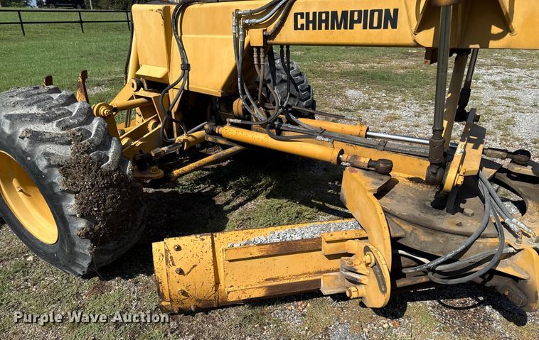 image for item DY8235 1996 Champion C70A   motor grader