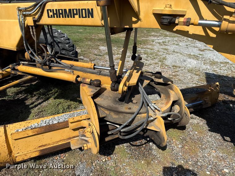 image for item DY8235 1996 Champion C70A   motor grader