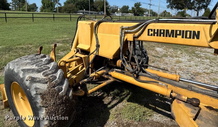image for item DY8235 1996 Champion C70A   motor grader