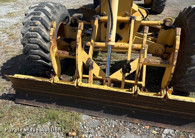 image for item DY8235 1996 Champion C70A   motor grader