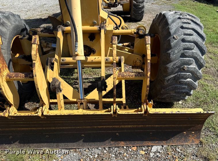 image for item DY8235 1996 Champion C70A   motor grader