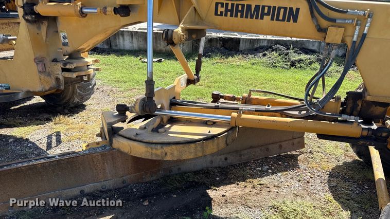 image for item DY8235 1996 Champion C70A   motor grader
