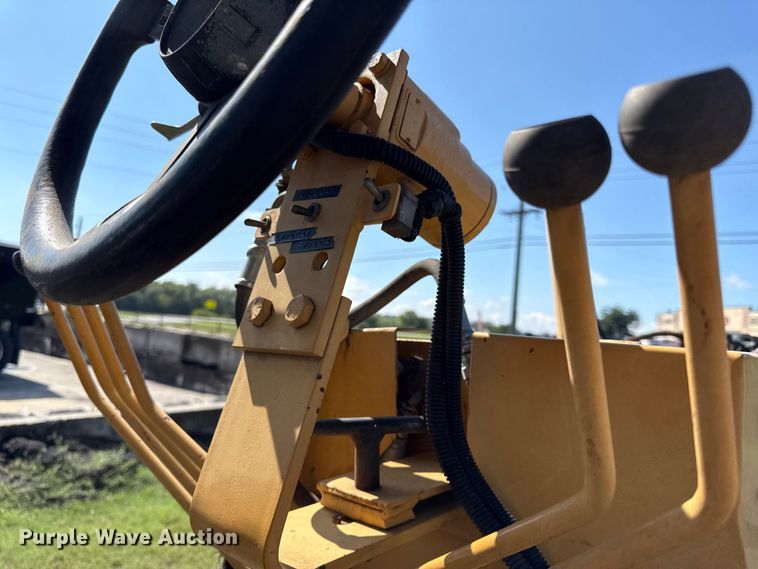 image for item DY8235 1996 Champion C70A   motor grader