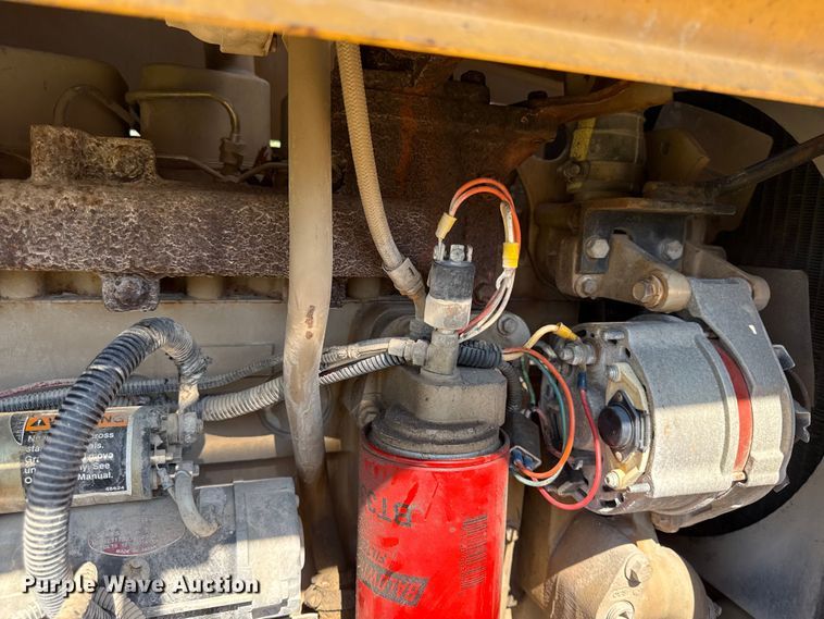 image for item DY8235 1996 Champion C70A   motor grader