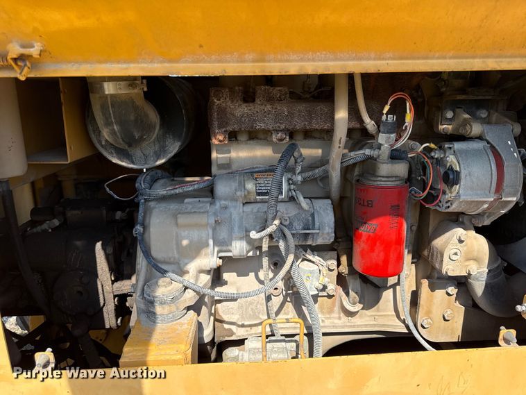 image for item DY8235 1996 Champion C70A   motor grader