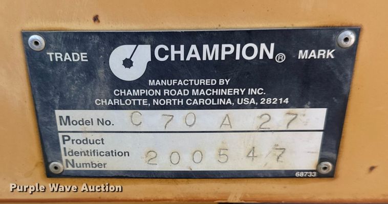 image for item DY8235 1996 Champion C70A   motor grader