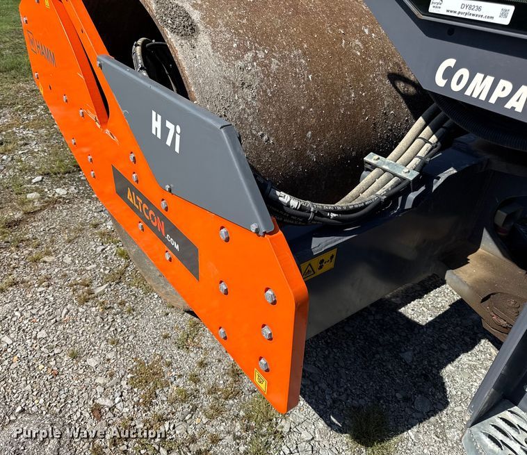 image for item DY8236 2019 Hamm H7I  single drum vibratory roller