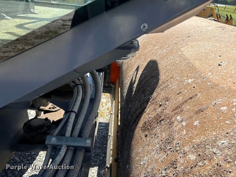 image for item DY8236 2019 Hamm H7I  single drum vibratory roller