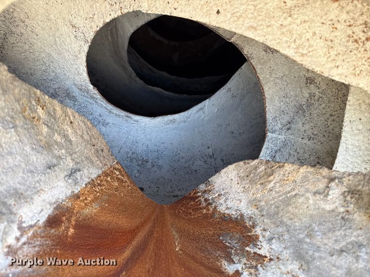 image for item DY8237 2000 Kenworth ready mix truck