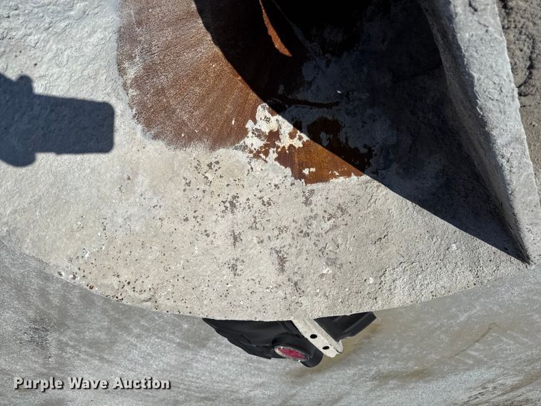 image for item DY8237 2000 Kenworth ready mix truck