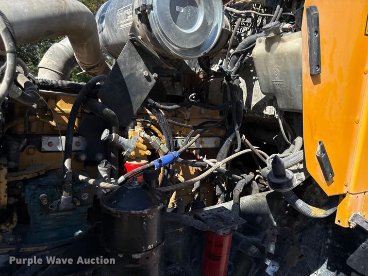 image for item DY8237 2000 Kenworth ready mix truck