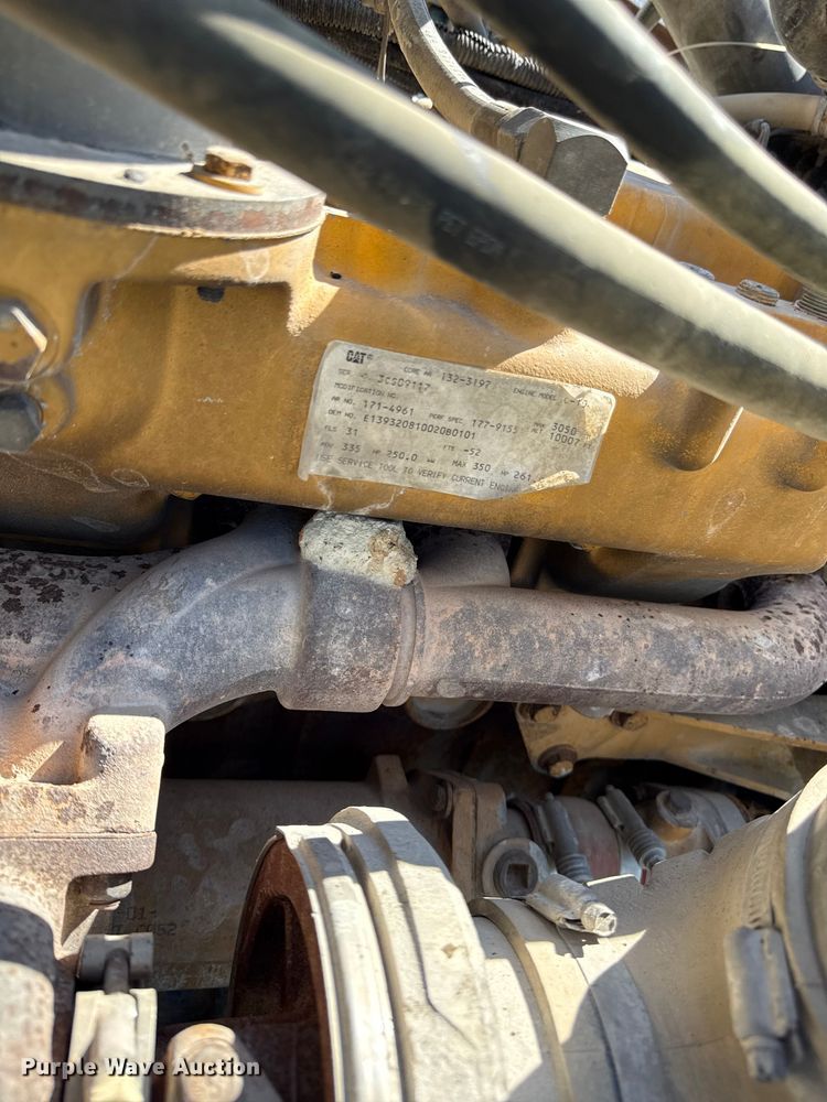 image for item DY8237 2000 Kenworth ready mix truck