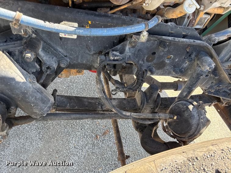 image for item DY8237 2000 Kenworth ready mix truck