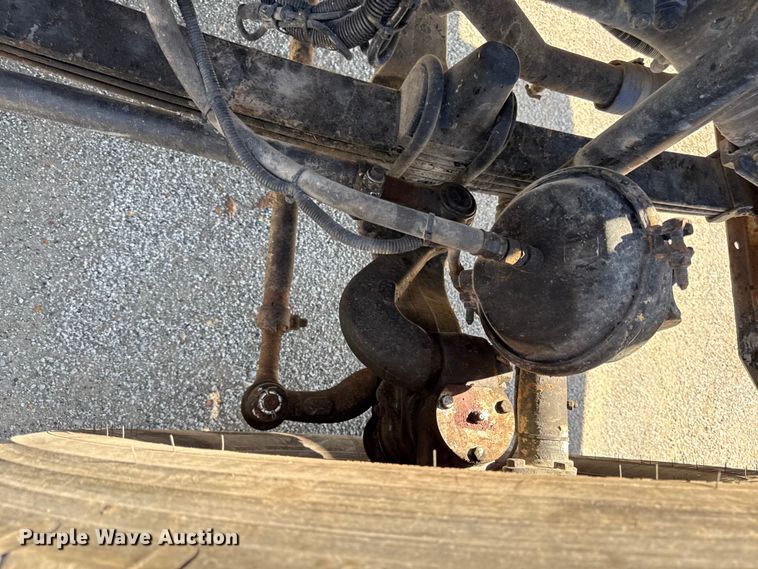 image for item DY8237 2000 Kenworth ready mix truck