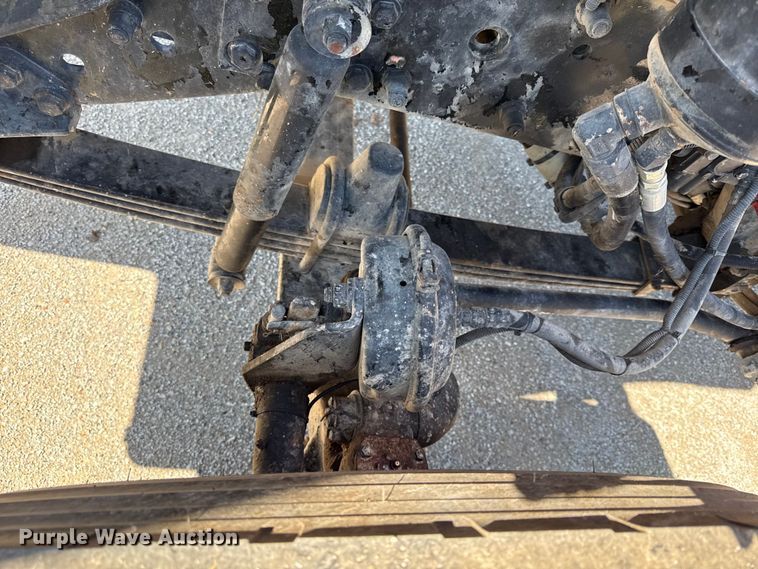 image for item DY8237 2000 Kenworth ready mix truck