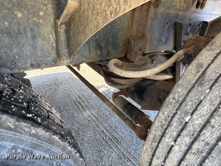 image for item DY8237 2000 Kenworth ready mix truck