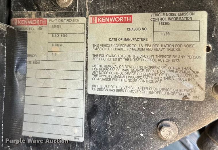 image for item DY8237 2000 Kenworth ready mix truck