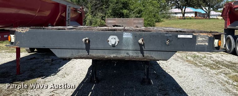 image for item DY8238 1999 Holden HLB25 drop deck equipment trailer