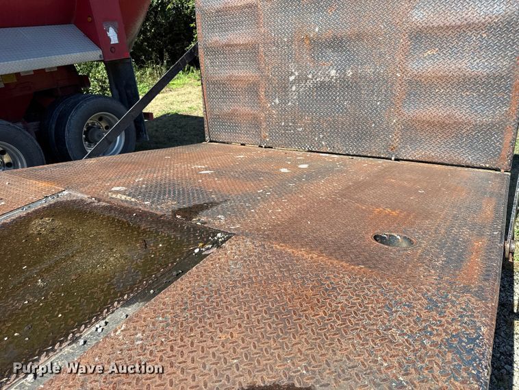 image for item DY8238 1999 Holden HLB25 drop deck equipment trailer