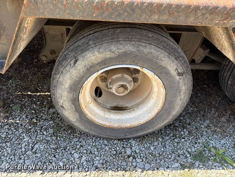 image for item DY8238 1999 Holden HLB25 drop deck equipment trailer