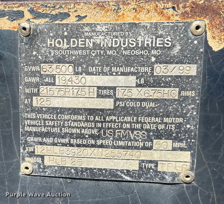 image for item DY8238 1999 Holden HLB25 drop deck equipment trailer