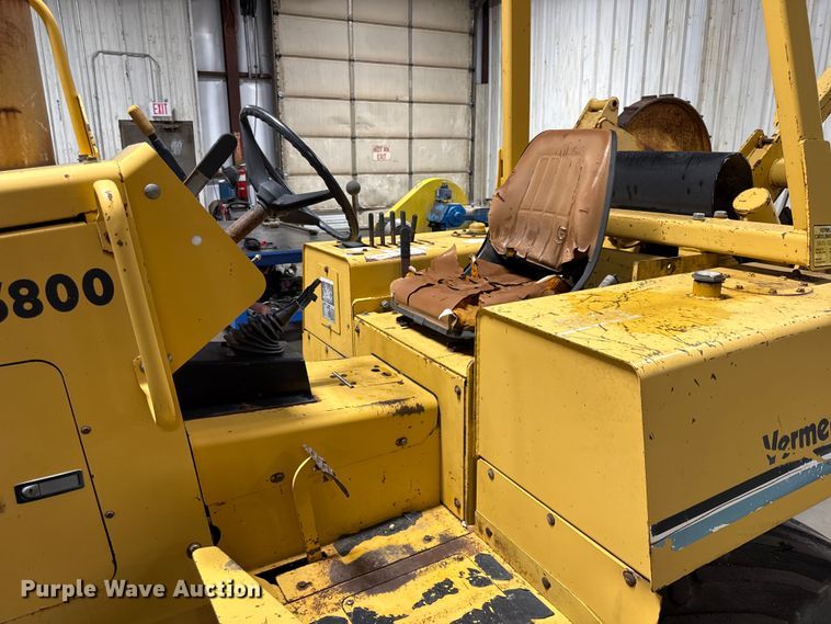 image for item DY8239 1998 Vermeer V-5800 trencher