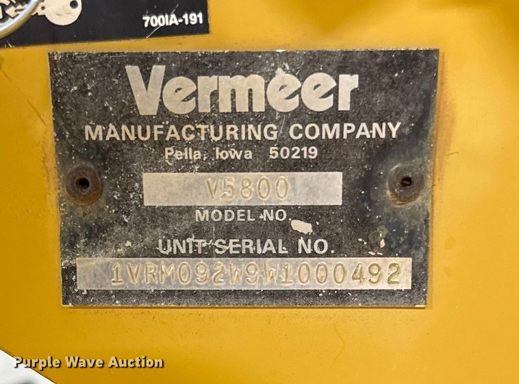image for item DY8239 1998 Vermeer V-5800 trencher